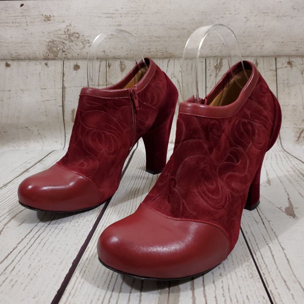 John Fluevog Balthazar Voyageur Zip Bootie Womens 8 Red Leather Platform Pumps